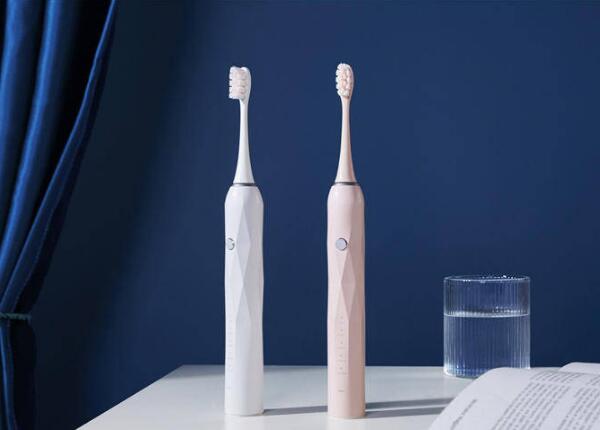 電動(dòng)牙刷分類有哪些？三大電動(dòng)牙刷品類介紹，僅此一篇