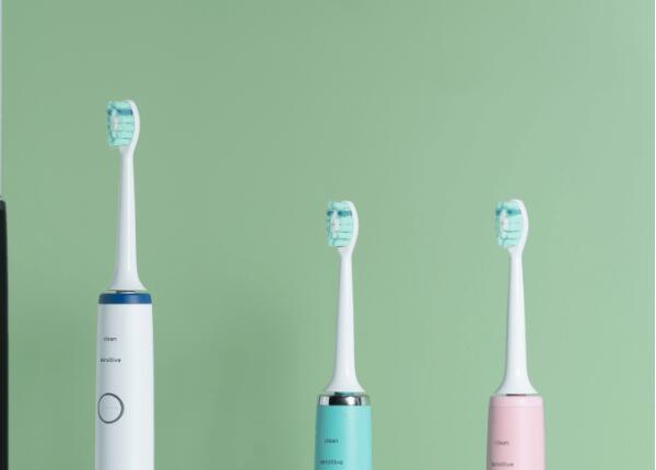聲波牙刷沒有手動刷牙干凈？震驚！原來真相是這個