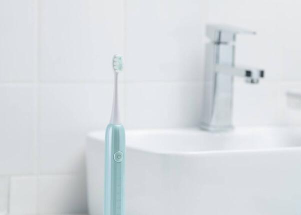 牙齒敏感能用電動牙刷嗎？敏感牙齒電動牙刷選擇