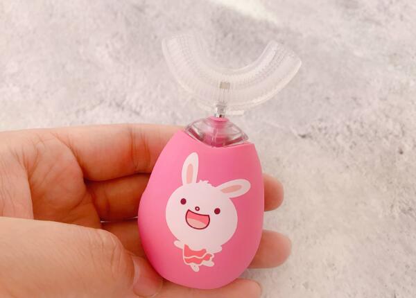 u型電動(dòng)牙刷兒童怎么用？保姆級(jí)的兒童U型牙刷使用教程