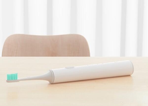 小米牙刷感應(yīng)式充電怎么用？感應(yīng)式小米牙刷充電指南