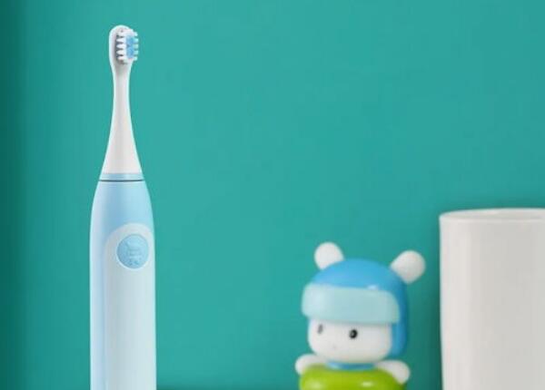 牙刷使用介紹：兒童電動牙刷第一次使用如何操作？